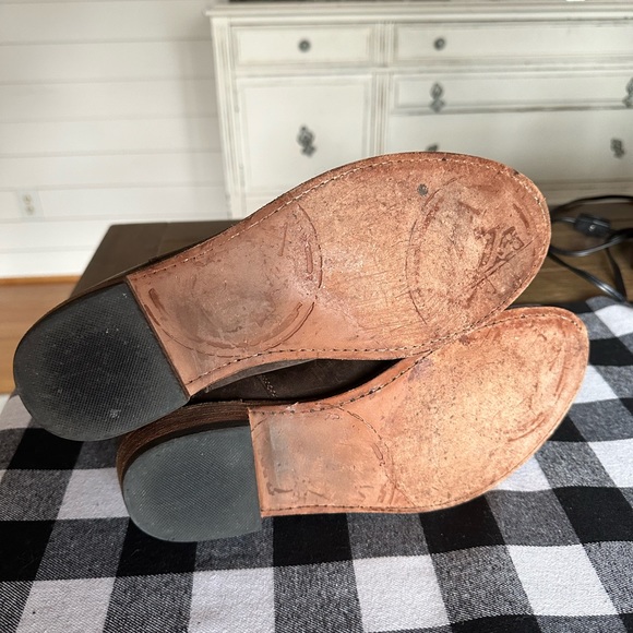 Lucky Brand Leather Bootie - Picture 4 of 5